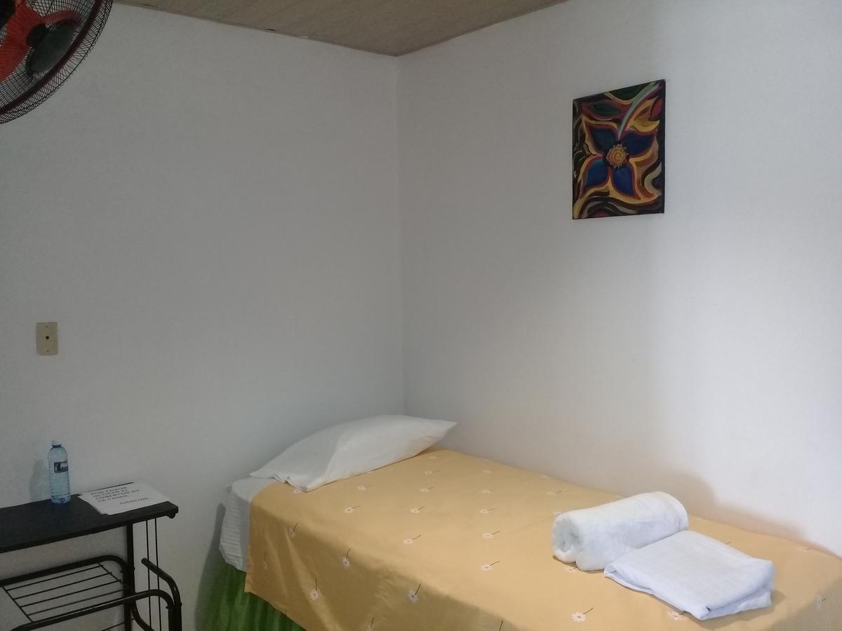 Hostel Quintonido Jarabacoa Ngoại thất bức ảnh